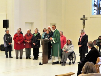 Eine Stunde Zeit -- Pfr Weich