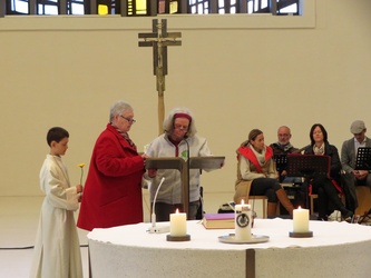 Eine Stunde Zeit -- Pfr Weich