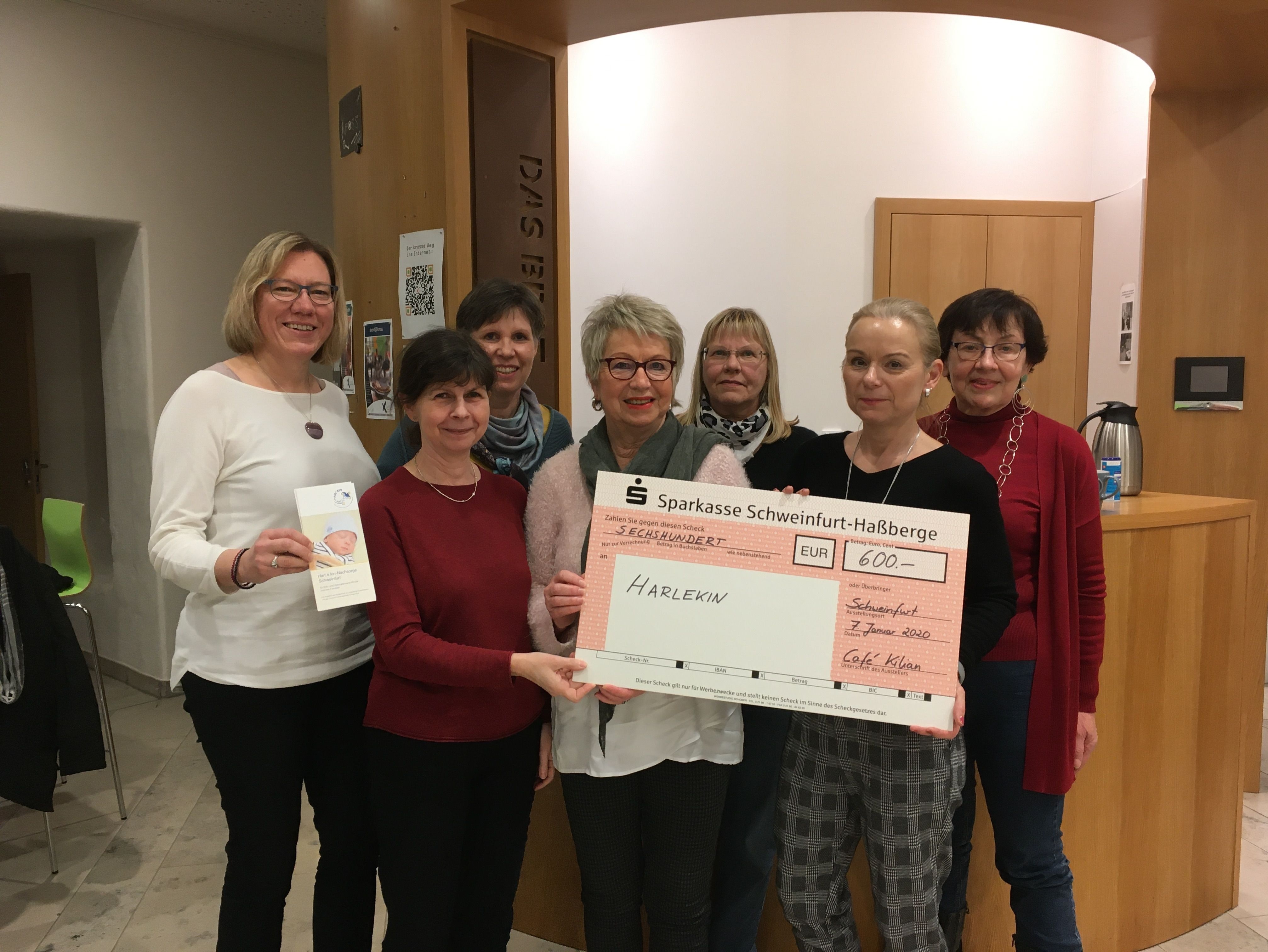 Spendenübergabe Bild: Spendenübergabe