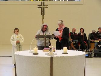 Eine Stunde Zeit -- Pfr Weich