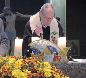 Bild: Roland bei der Büttenpredigt